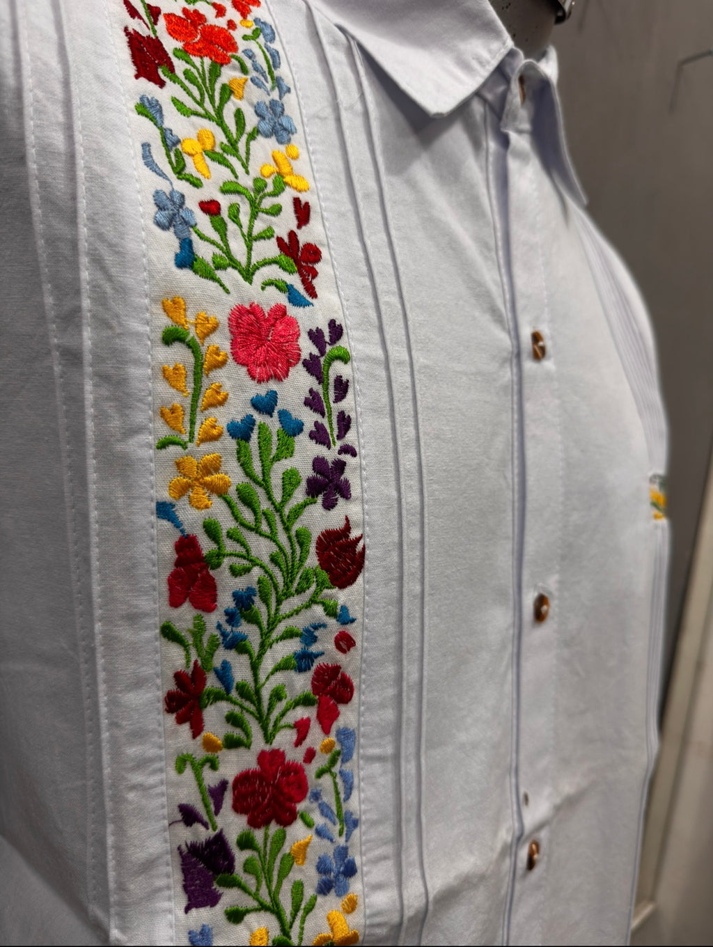 Guayabera sanantonino blanco