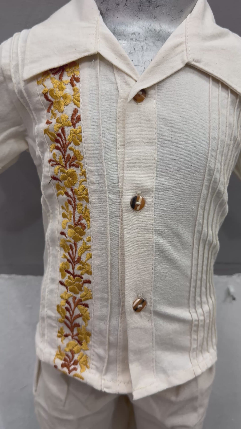 Conjunto Sanantonino dorado